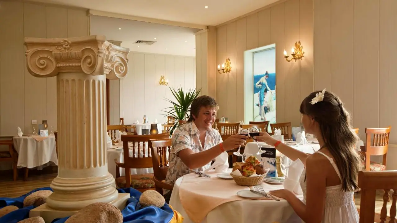 الفندق تيتانيك بيتش - الغردقة